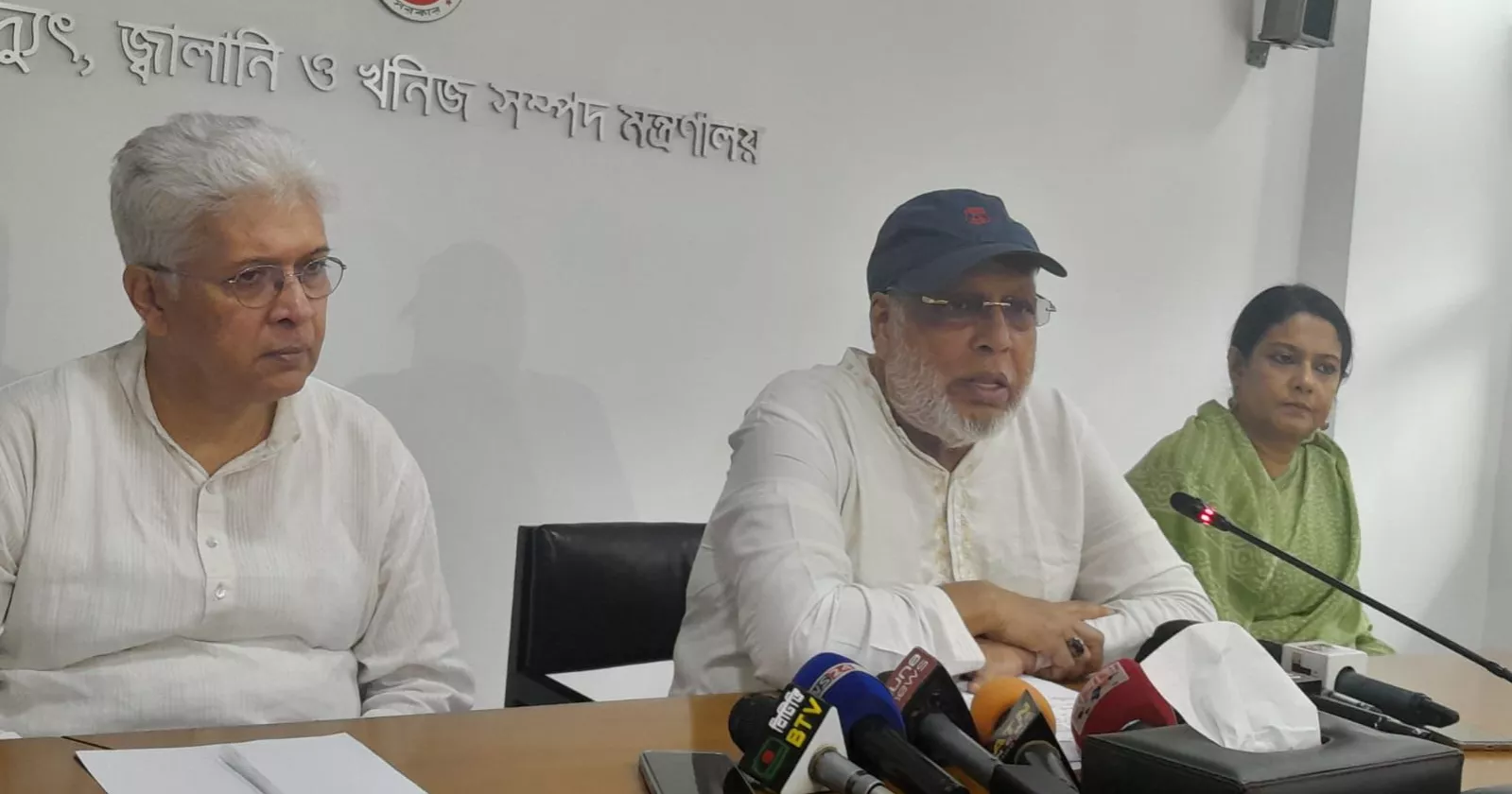 NBR officials' protests turned into anti-govt movement aiming to harm economy: Adviser