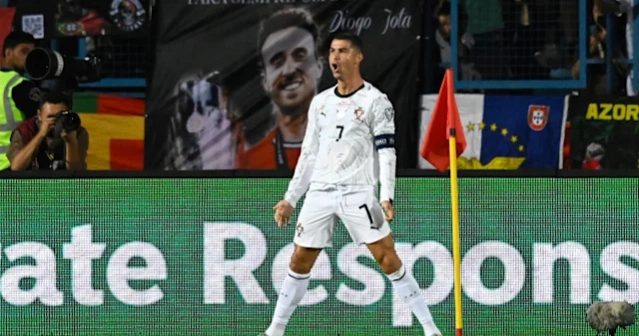 Cristiano Ronaldo shines with two goals as Portugal begin World Cup qualifying campaign