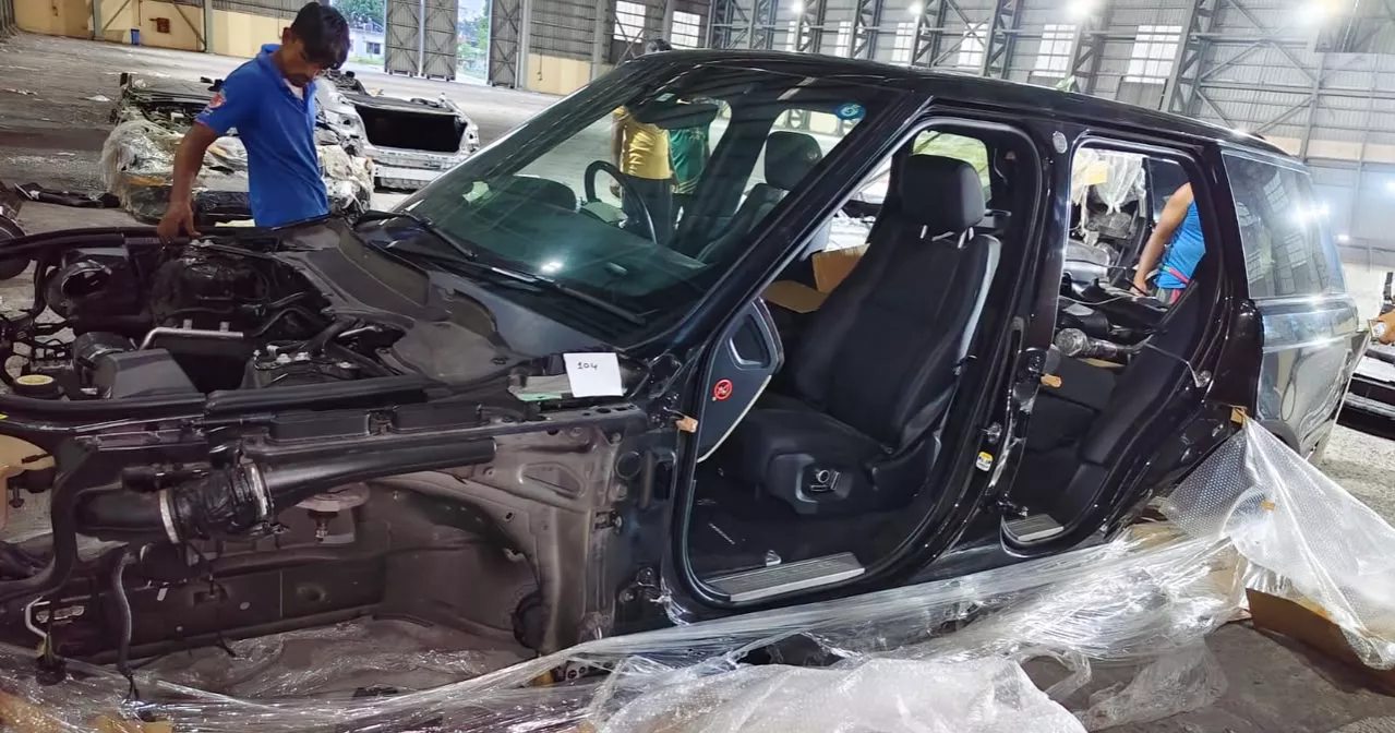 Customs detect bid to import 4 luxury cars as used parts