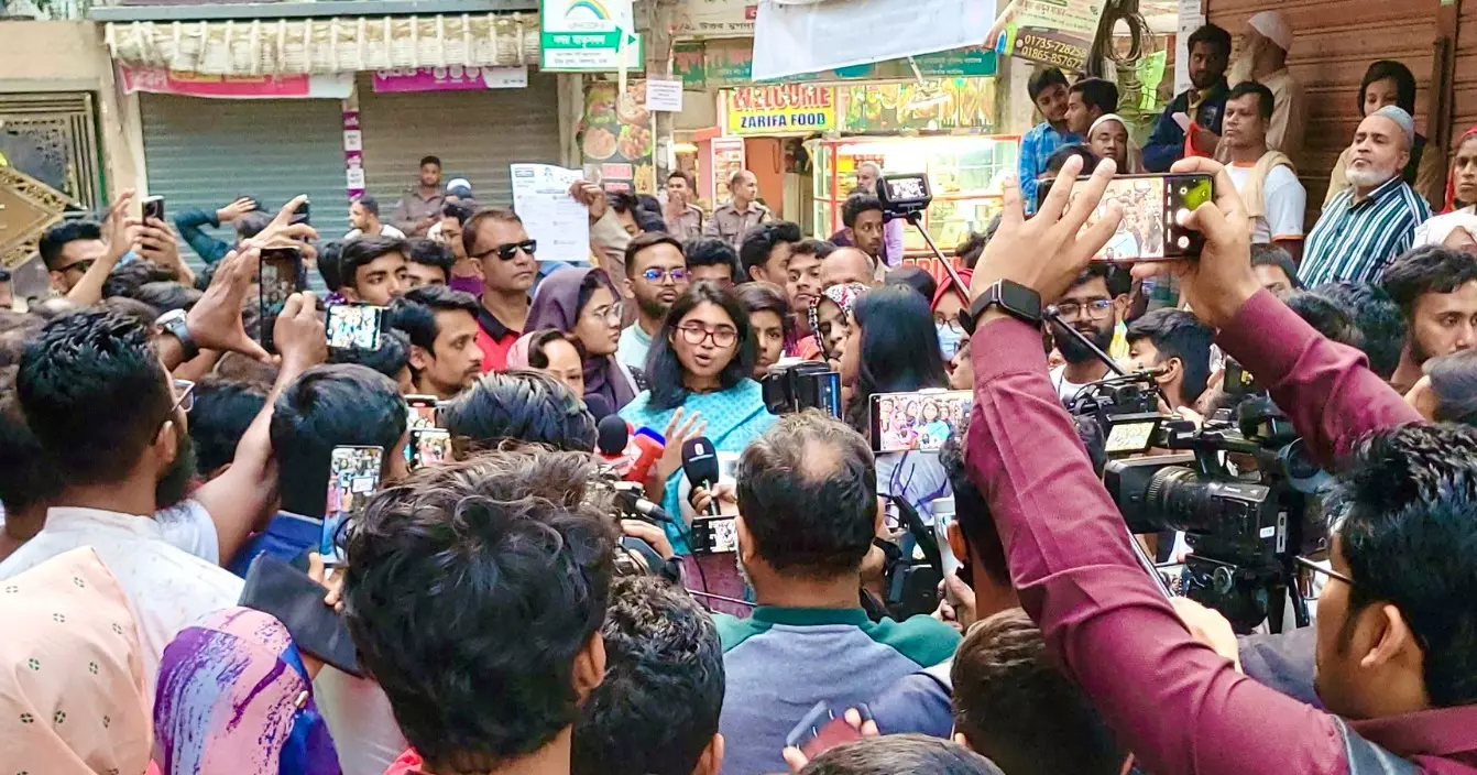 Tasnim Jara criticises phone ban, alleges risk of irregularities