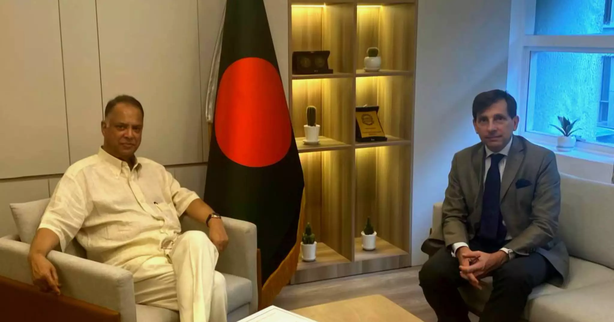 French ambassador calls on Energy and Power Minister; France to continue support in sector