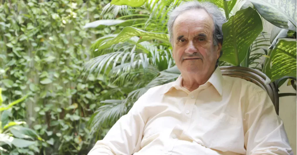 Foreign Affairs Adviser condoles passing of Sir Mark Tully