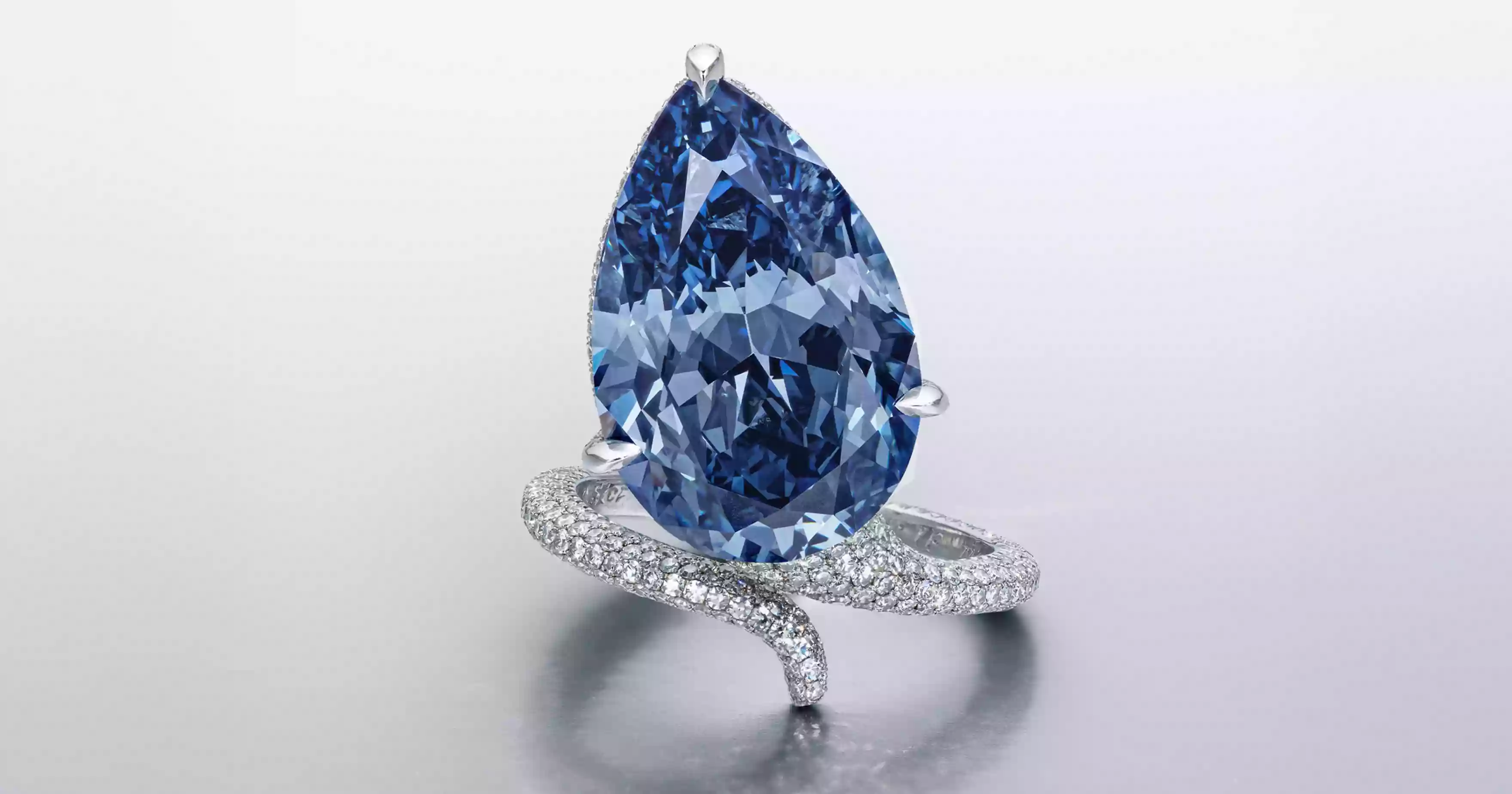 ‘Mellon Blue’ diamond sells for $26.6 million at Swiss auction