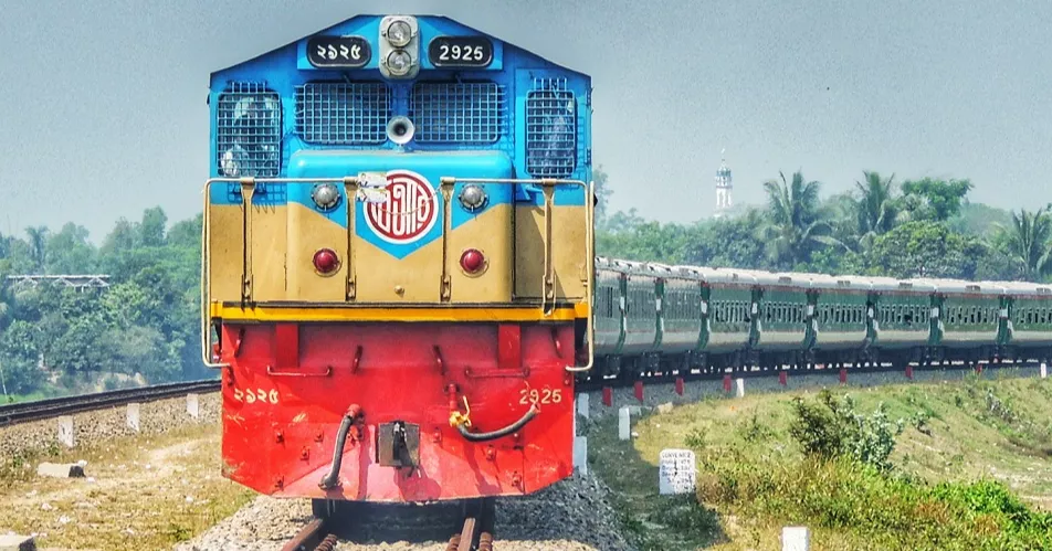 Kurigram rail services back on track after 12 hours