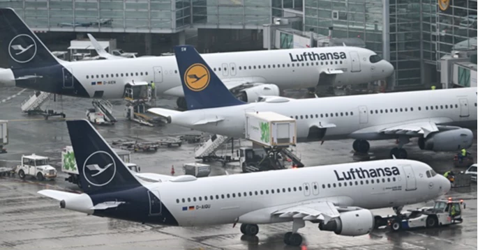 Lufthansa to cancel 20,000 short-haul flights as kerosene prices doubled