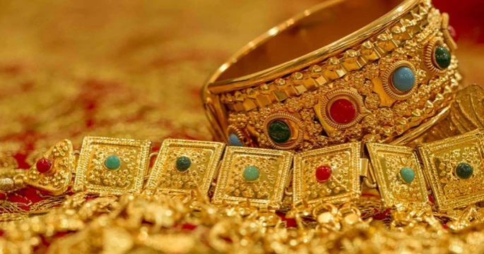 Gold price drops by Tk 1,575 per bhori in Bangladesh