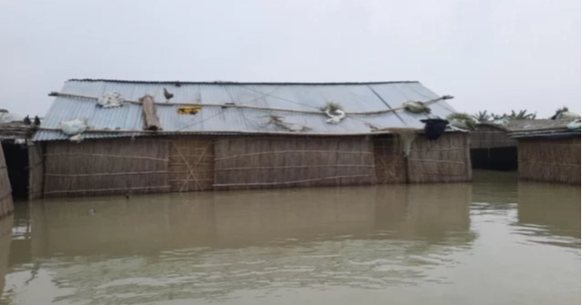 Sirajganj witnesses another rise in Jamuna water level