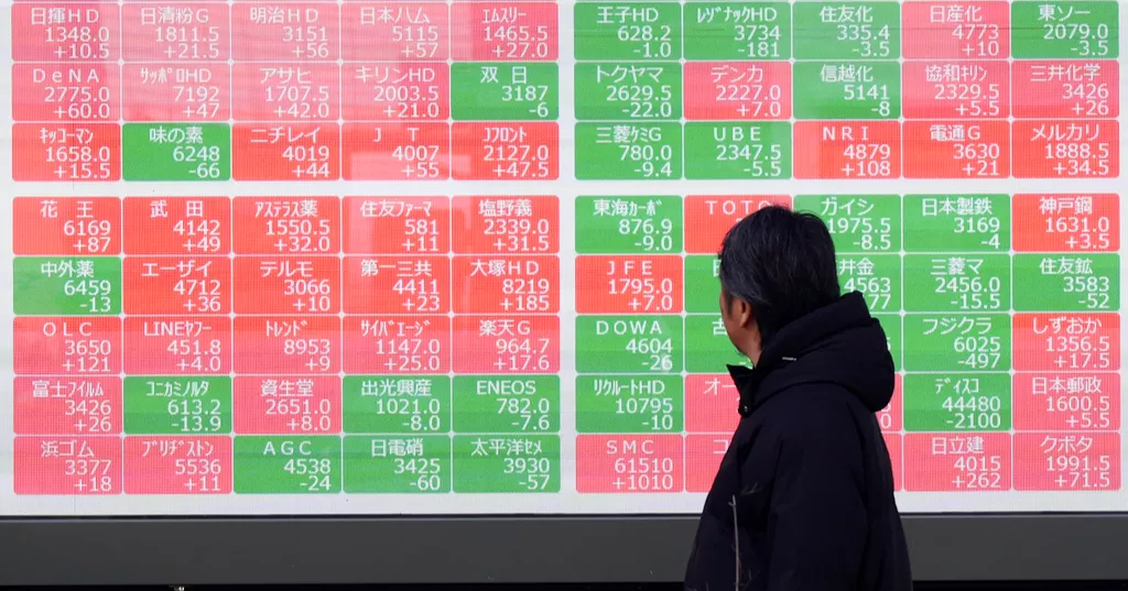 Wall Street declines ahead of Trump's upcoming tariff announcement