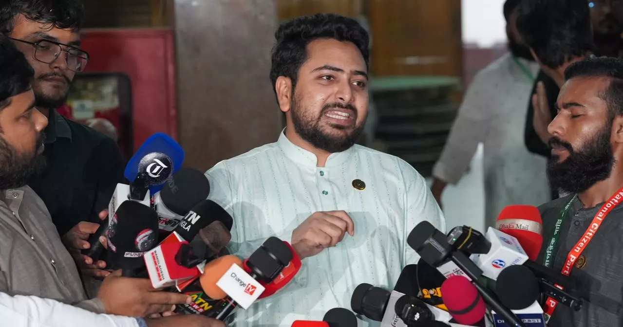 Hasina will return 'only to face execution of verdict': Nahid Islam