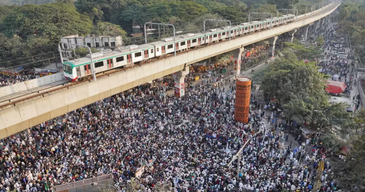 Protests continue at Shahbagh demanding justice for Hadi’s killing