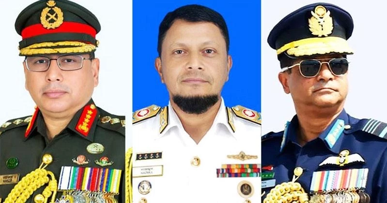 Army, Navy, Air chiefs visit Khaleda at Evercare