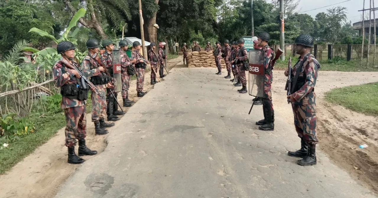 Khagrachhari unrest: Blockade cripples life for third straight day