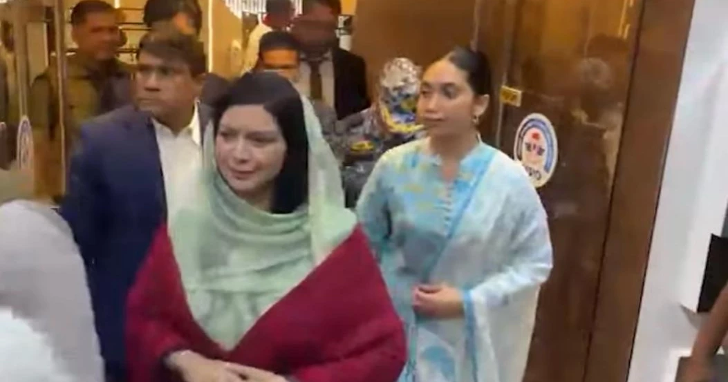 Zubaida, Zaima reach Gulshan residence