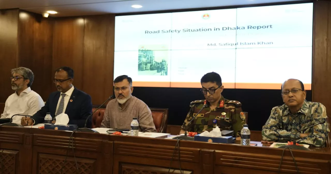 DNCC launches drive to free footpaths to improve pedestrian safety in Dhaka