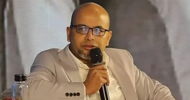 Govt to block cloned, illegally imported phones: Faiz Ahmed Taiyeb