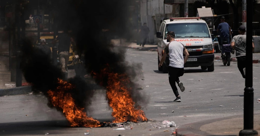 Five countries including UK, Canada sanction Israeli ministers for Palestine violence