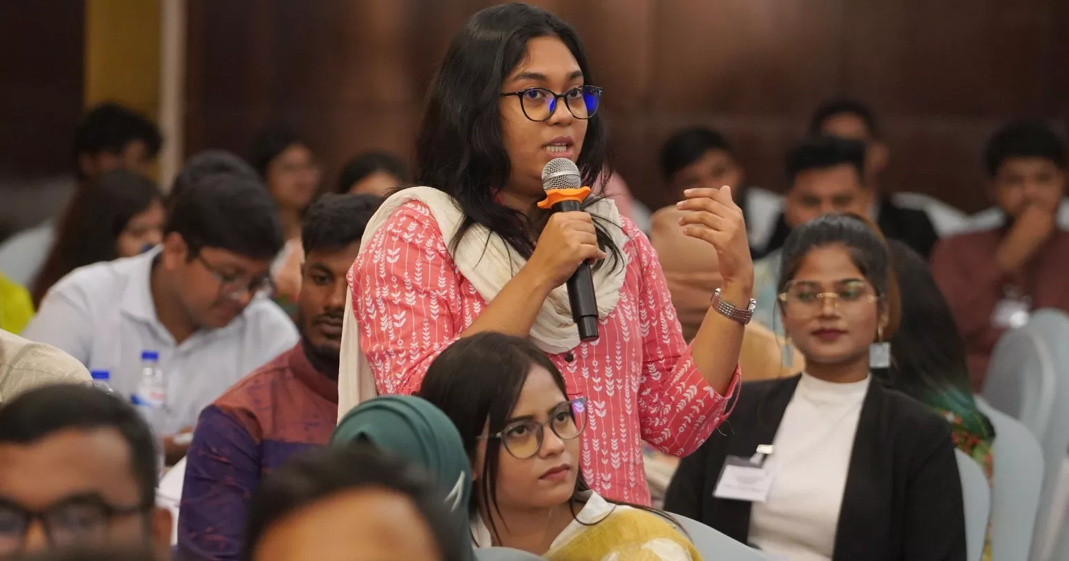 100 young Bangladeshis commit to championing Commonwealth values
