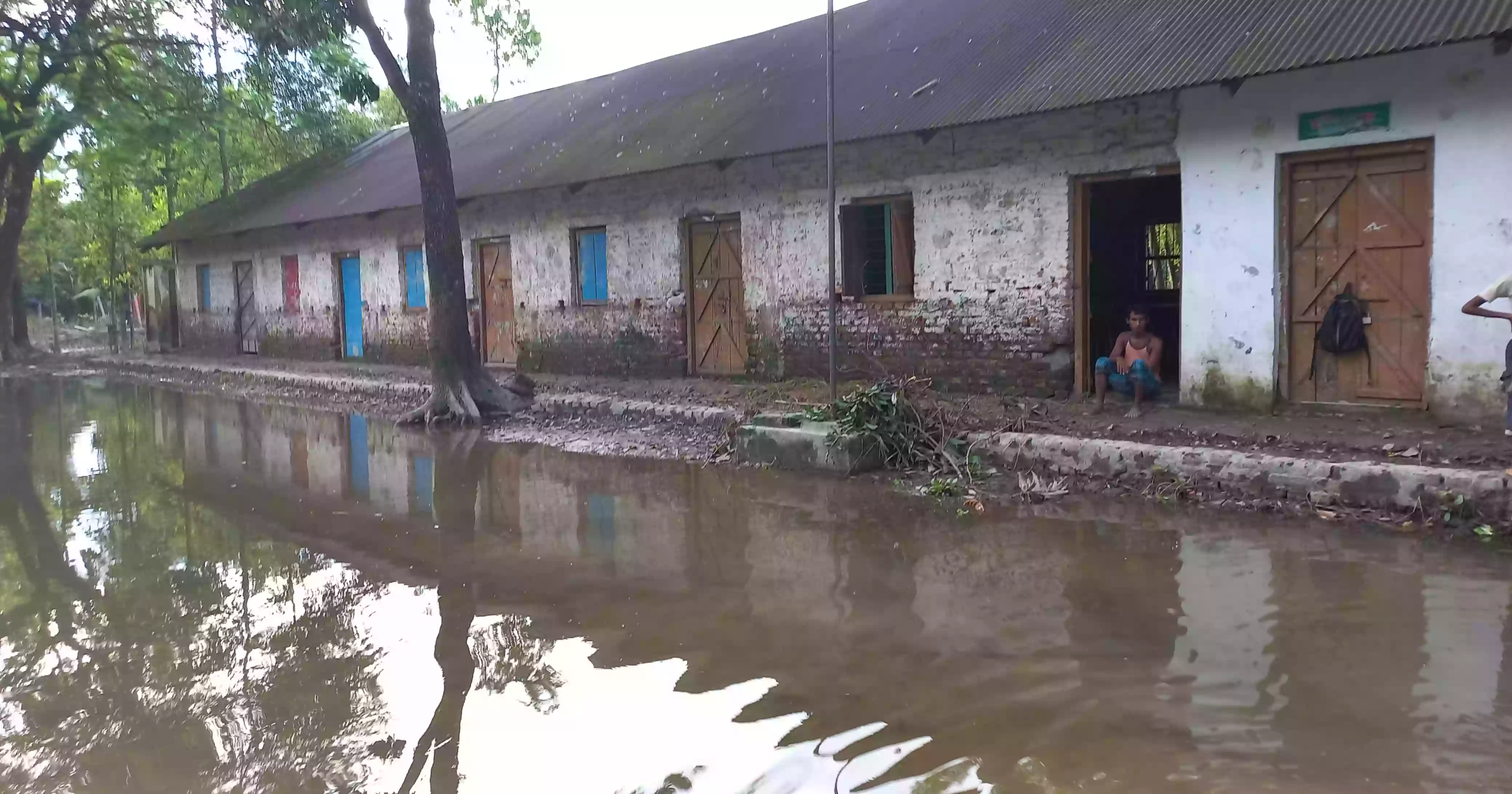 284 flood-hit schools in Feni remain unrepaired; Tk 12.99 crore goes back unspent 