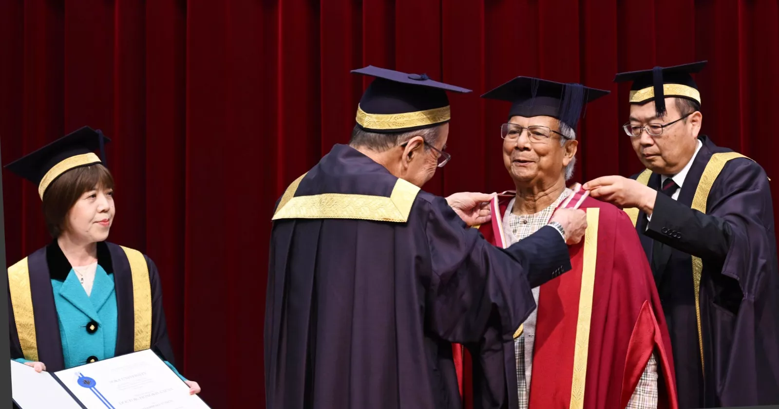 Prof Yunus conferred Honorary Doctorate Degree by Japan’s Soka University