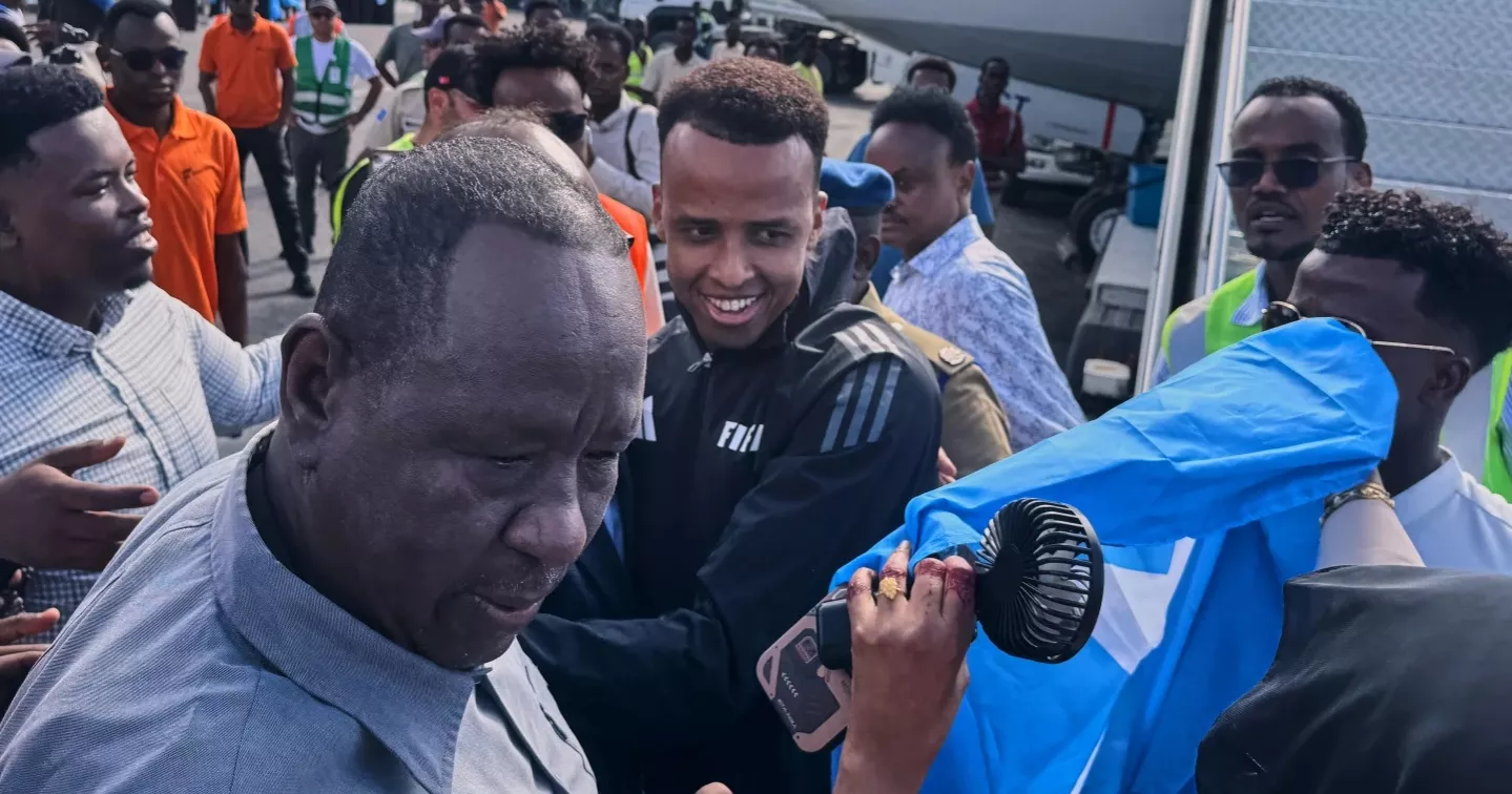 Somali World Cup referee blocked from US receives hero’s welcome in Mogadishu