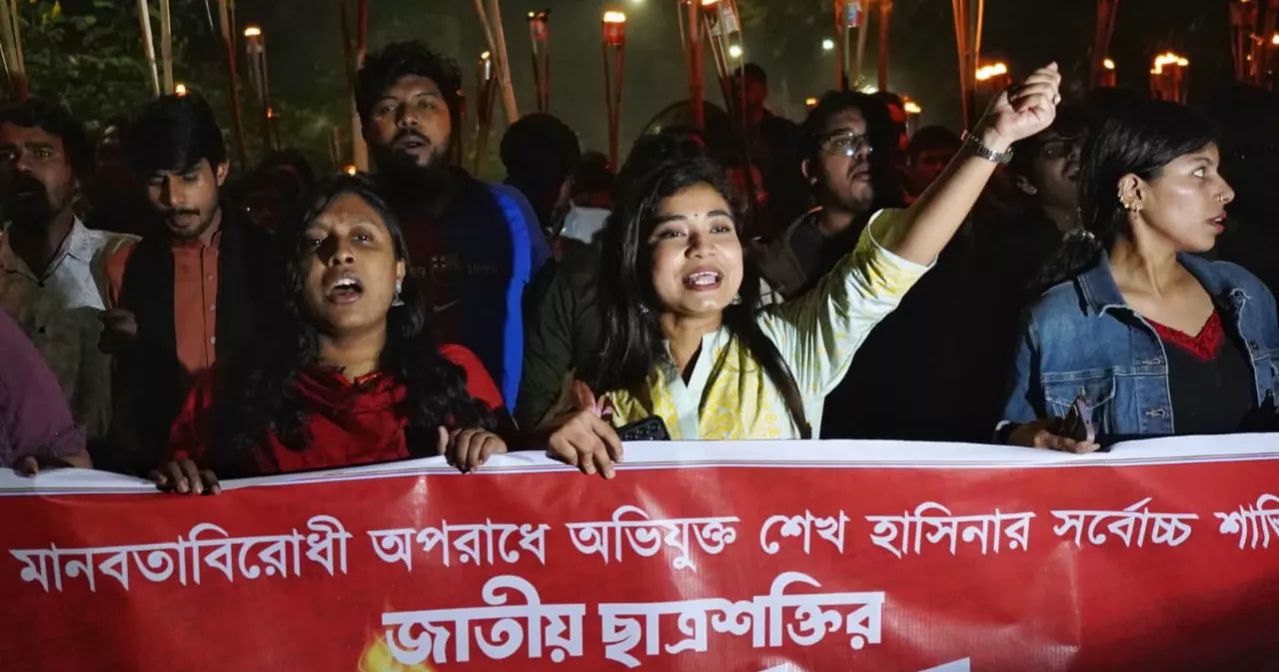 Chhatra Shakti holds torch procession on eve of Hasina's verdict