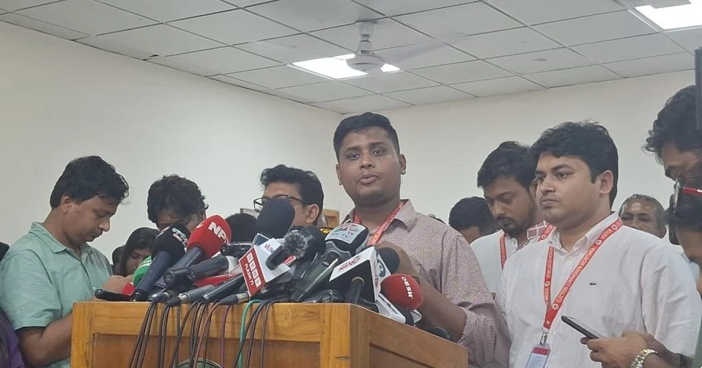 Hasnat slams Public Admin Ministry; NCP submits 15-point proposal to PSC