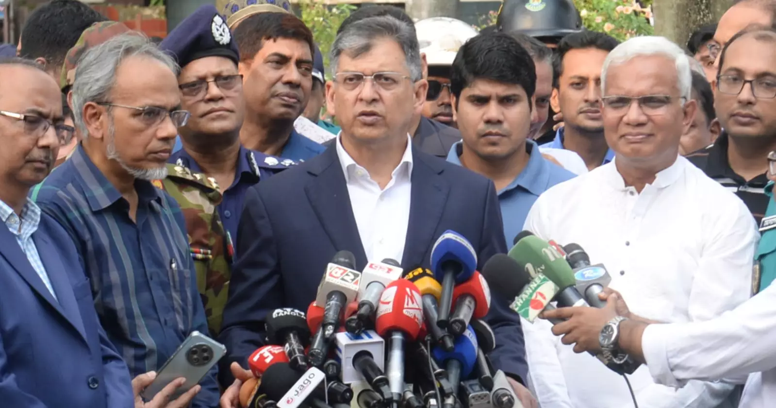 Home Minister orders action against terrorists, drug dealers; police to be held accountable 
