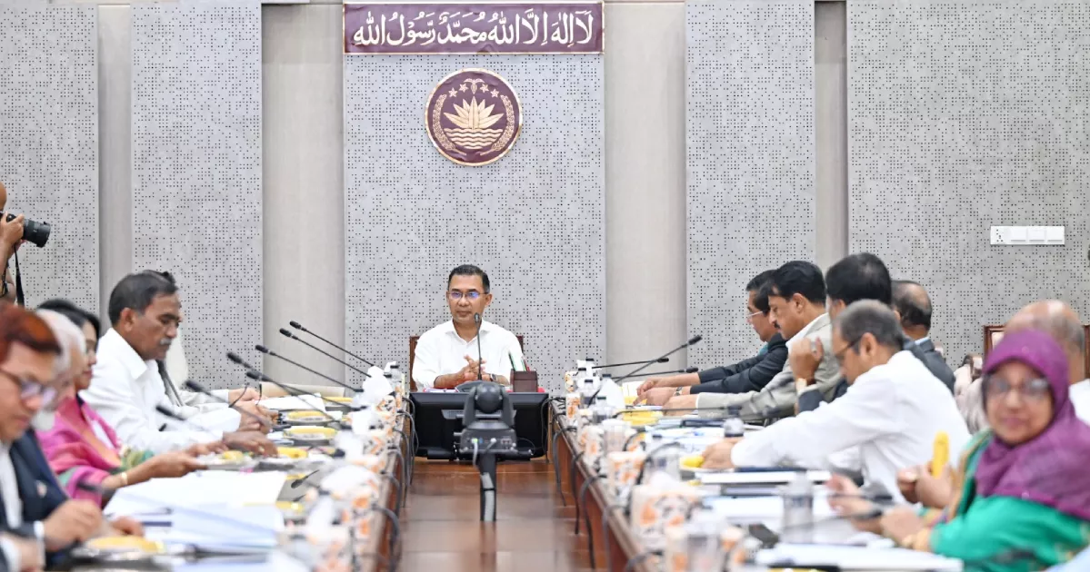 PM chairs Hajj management committee meeting