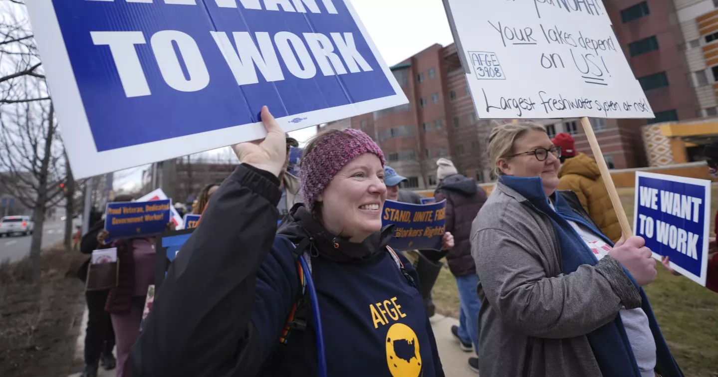 Firings at US weather and oceans agency risk lives and economy, former agency heads warn