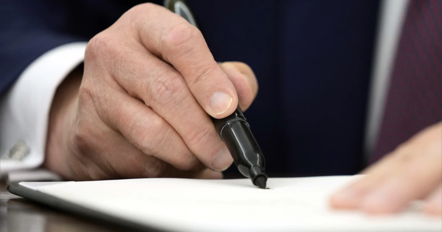 Trump signs executive order on developing artificial intelligence 'free from ideological bias'