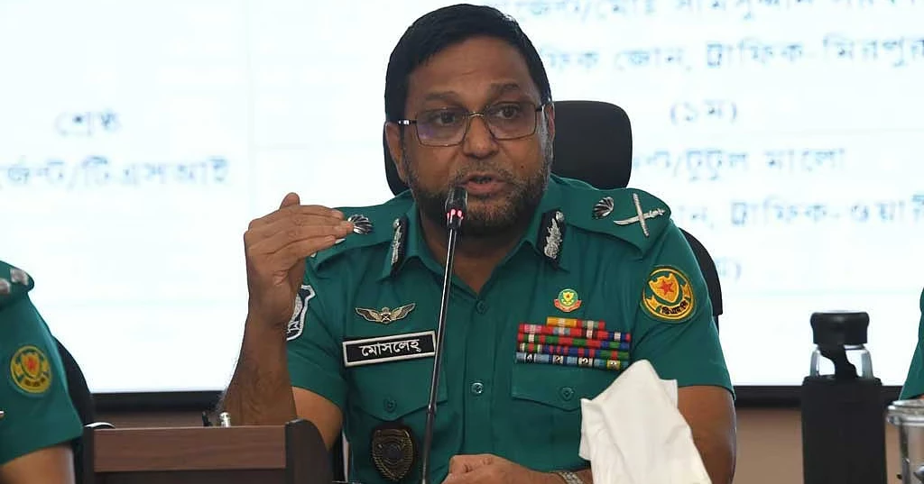 DMP commissioner orders police to step up crime prevention, ensure no security gaps