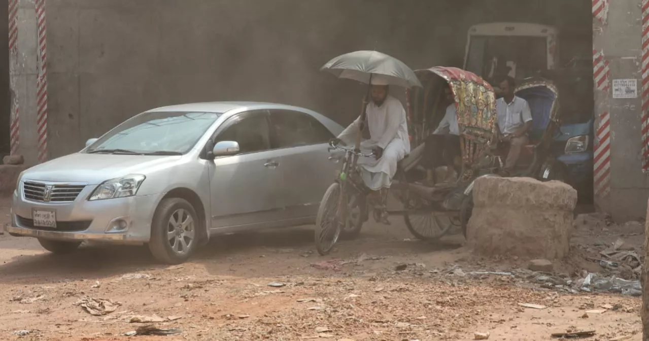 Dhaka’s air quality continues to be ‘unhealthy’