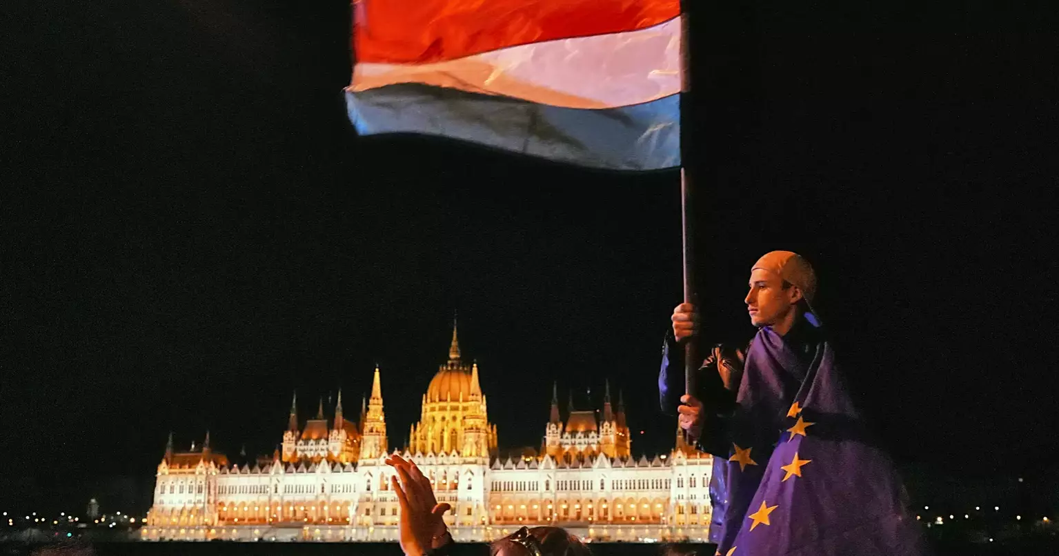 EU officials meet in Hungary to unlock €17bn funds ahead of new govt