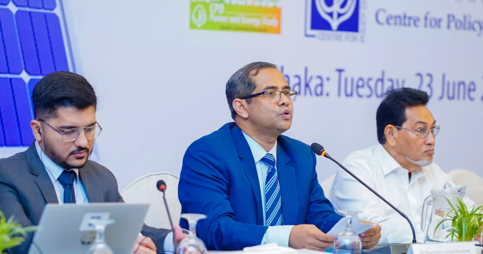 Urgent policy reforms needed to unlock rooftop solar potential: CPD