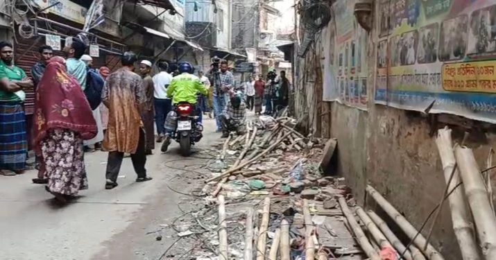 Armanitola building to be sealed if owner misses 7-day deadline: Rajuk