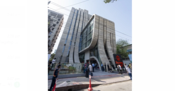 Aarong unveils world's largest craft store in Dhanmondi
