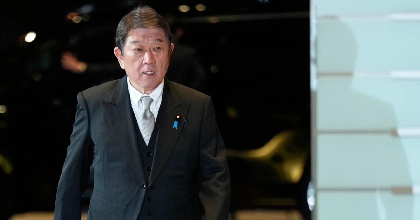 Japan to tell Trump it will strengthen military, update security strategy