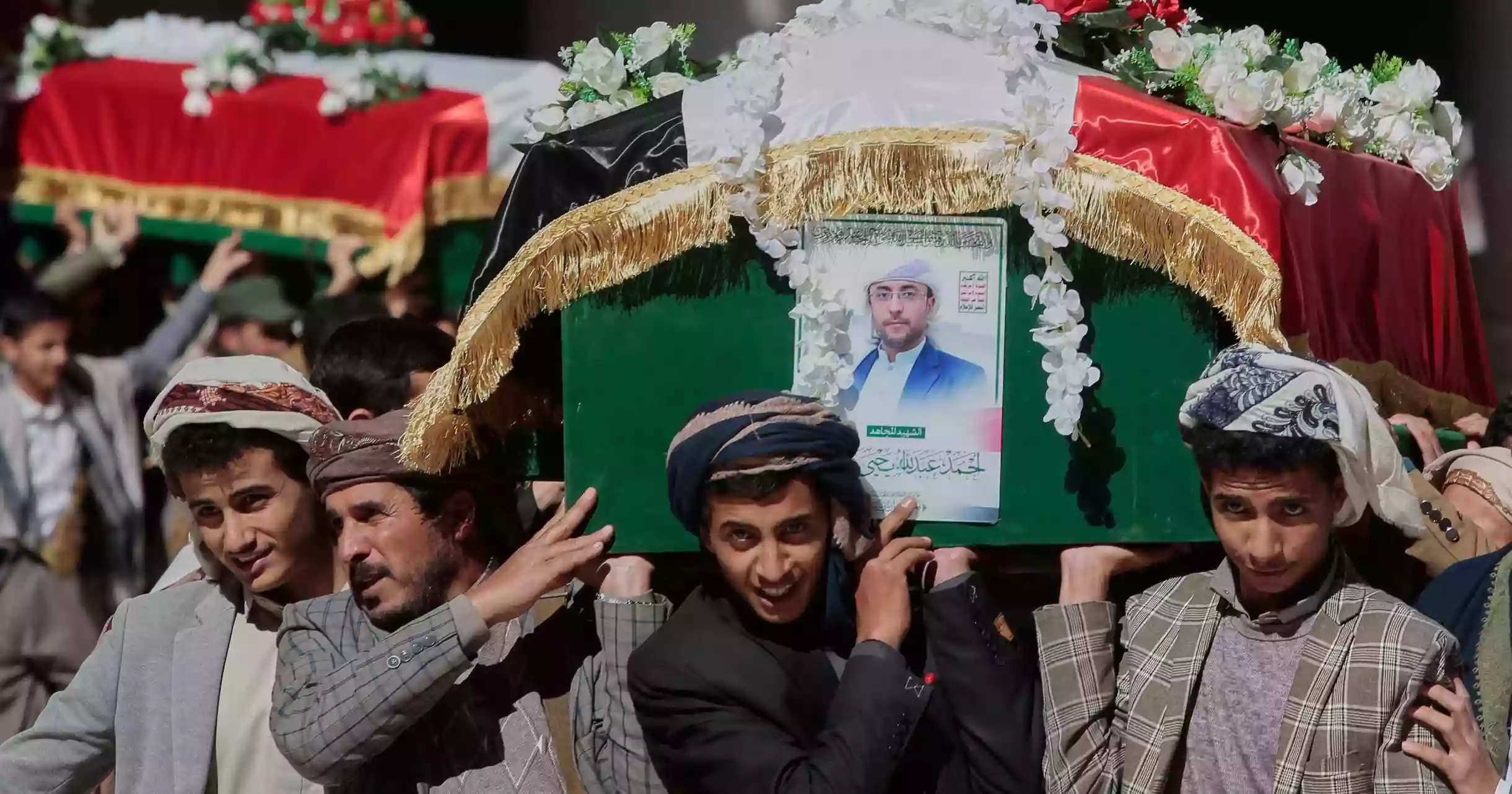 Saudi Arabia urges Yemen's separatists to leave 2 governorates as the anti-rebel coalition strains