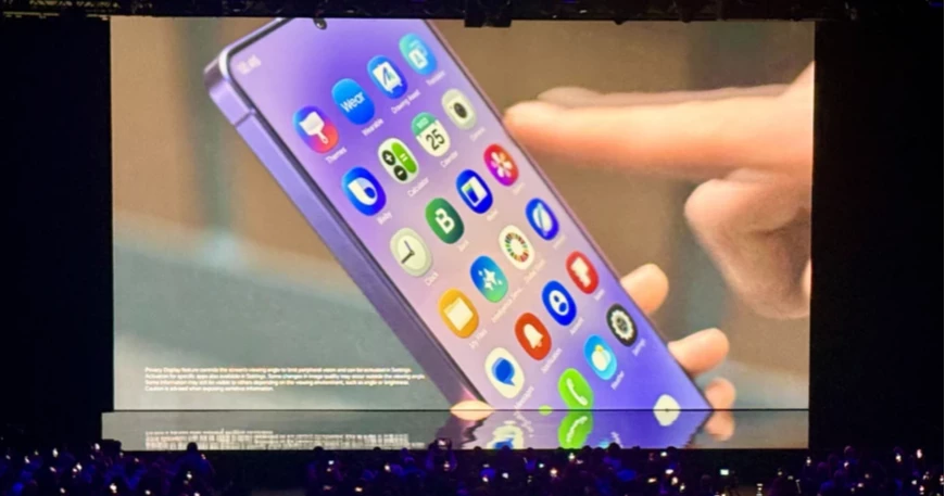 Samsung to discontinue its texting app, urges users to switch to Google Messages