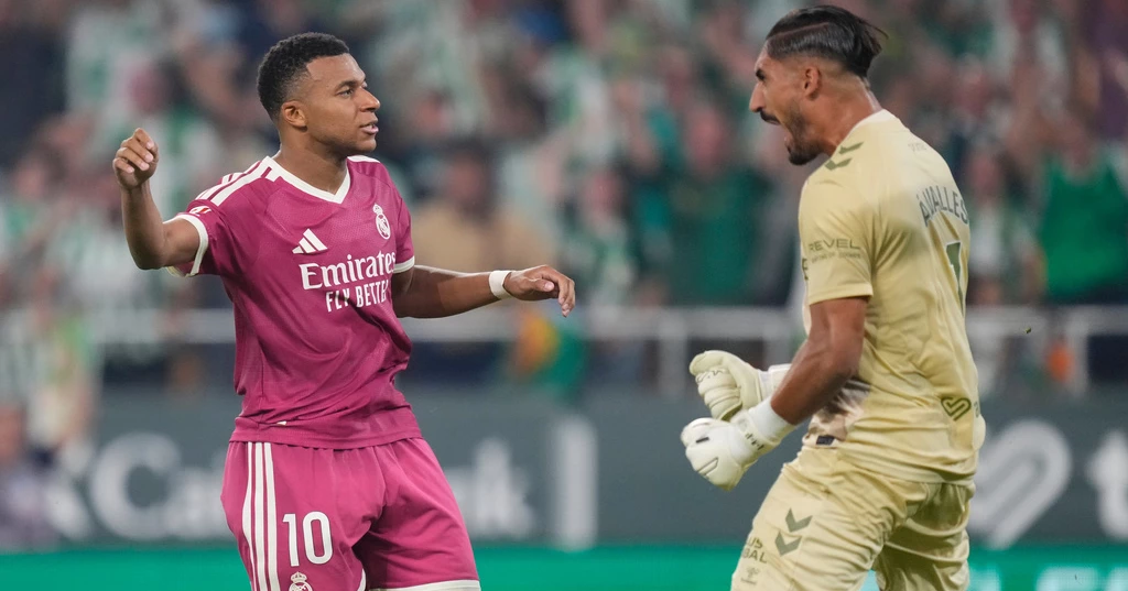 Real Madrid, PSG suffer first domestic league defeats