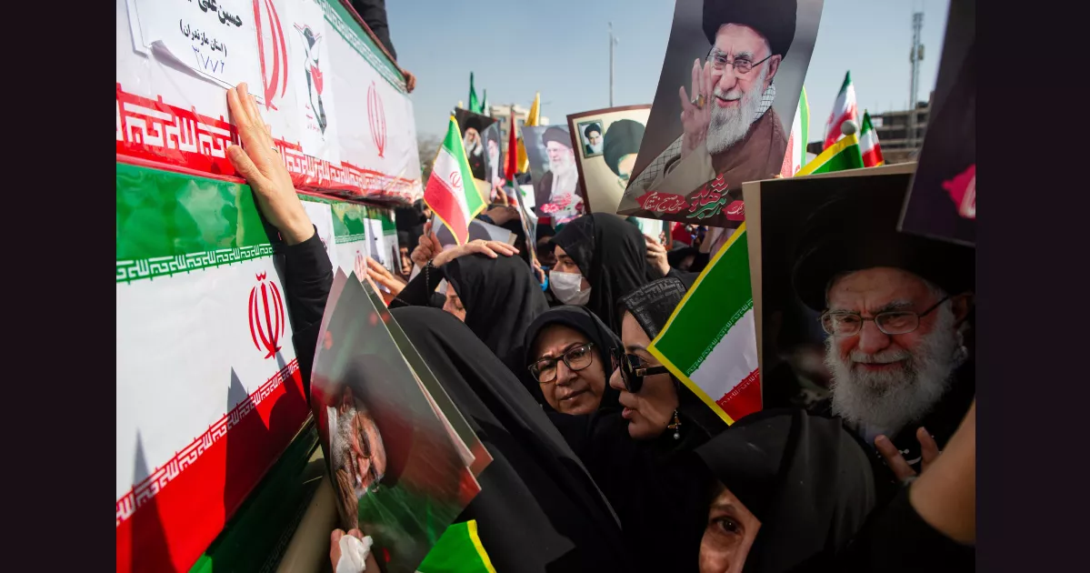 Iranian officials hold talks on potential new leadership