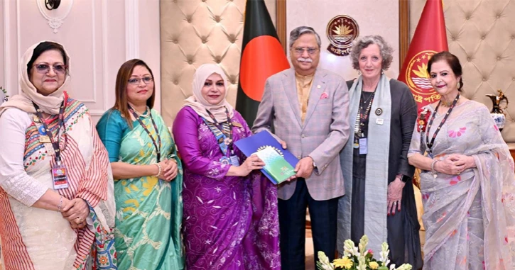 International Inner Wheel President pays courtesy call on President