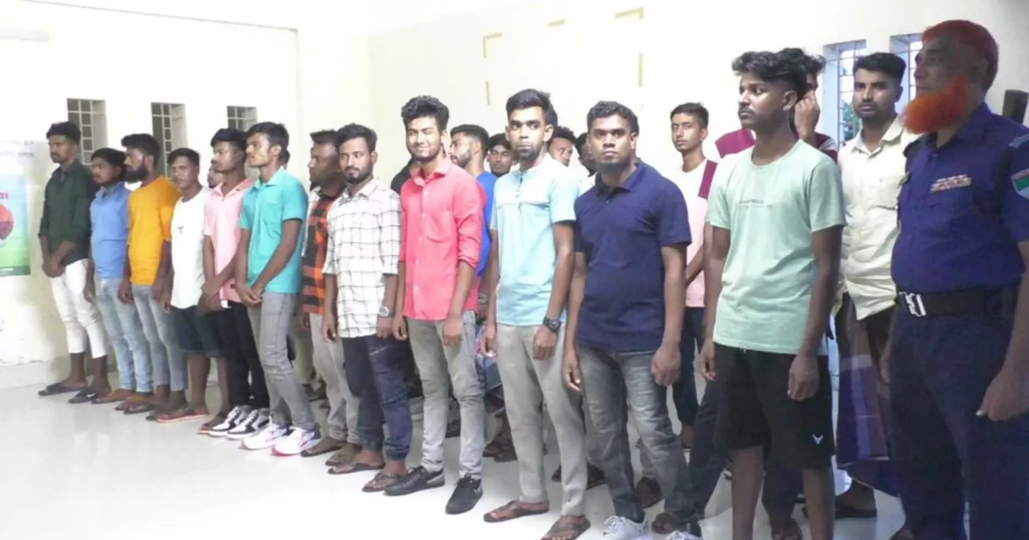 36 Bangladeshis return home after serving 17 months in Indian jail
