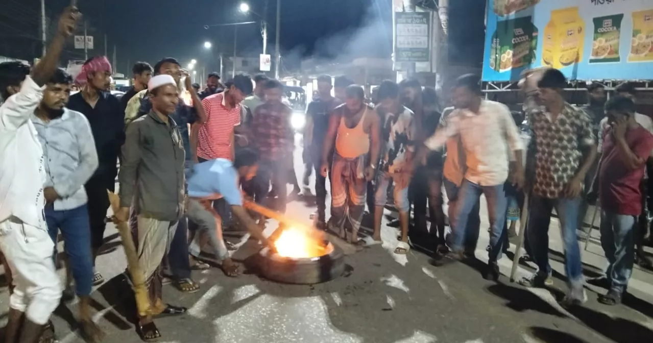 Bus workers go on indefinite bus strike in Bhola