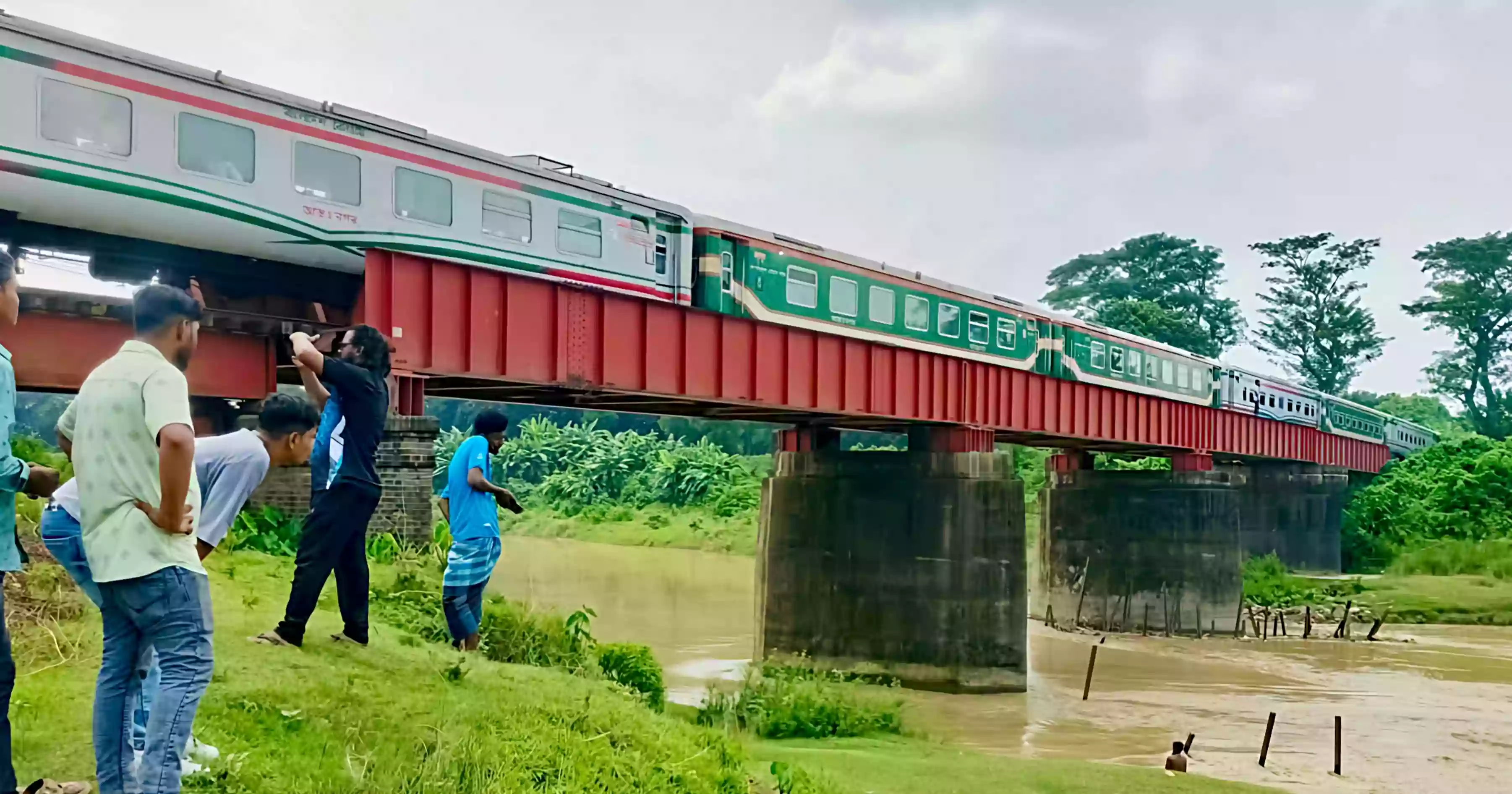 Sylhet's rail link with rest of country restored after 3-hr