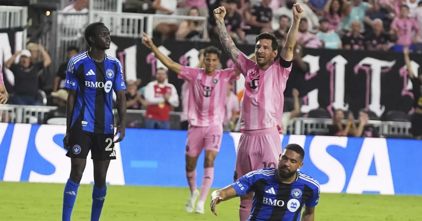 Messi scores twice, assists in Miami's 4-2 win over Montreal