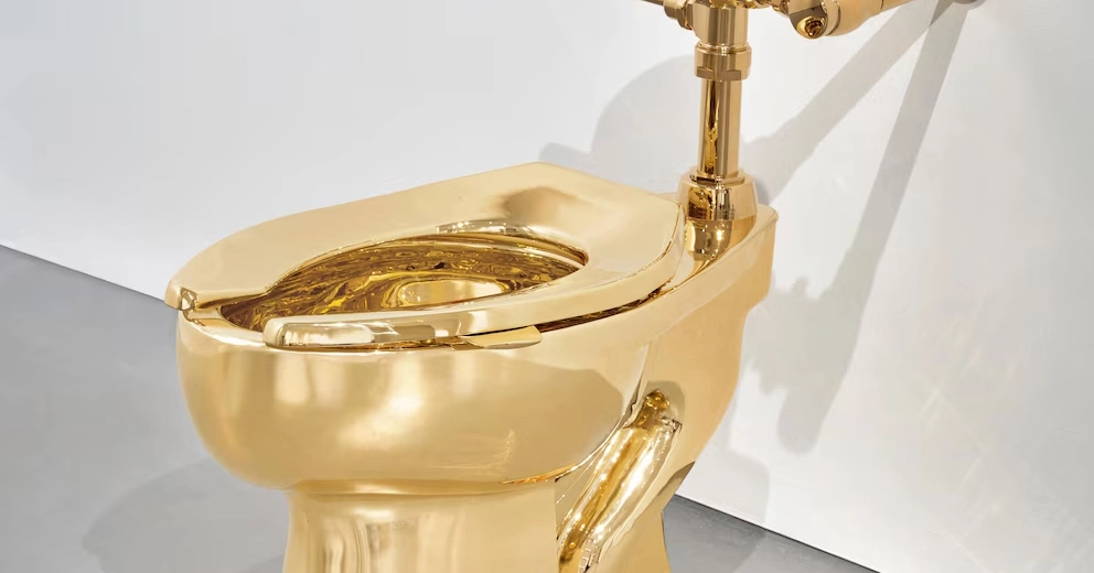 Solid gold toilet set for auction with $10 million starting price