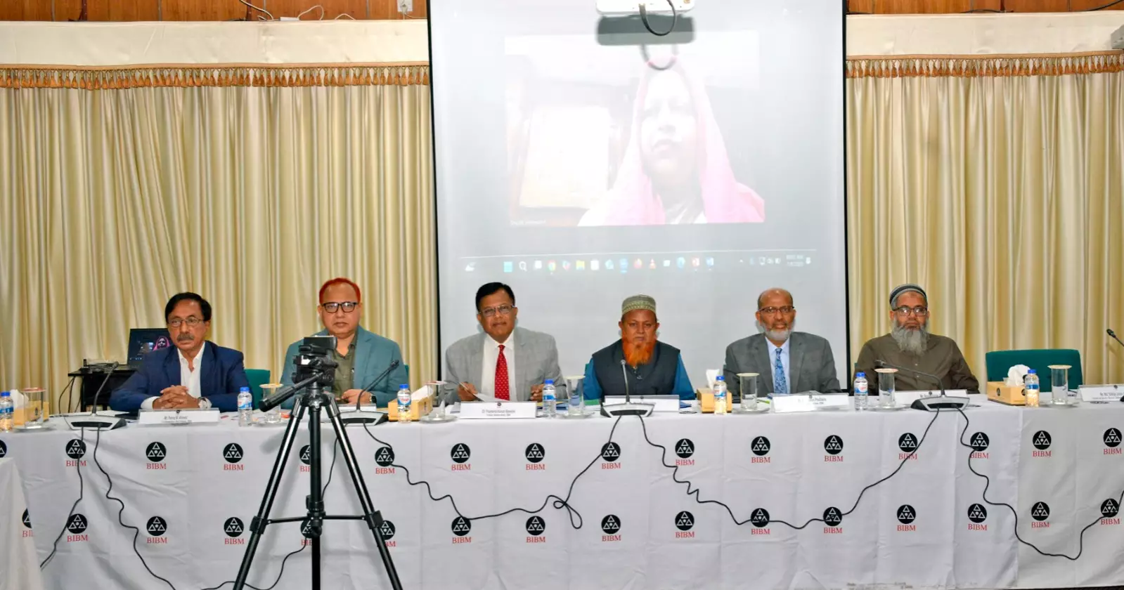 BIBM roundtable highlights banks' crucial role in financing social business