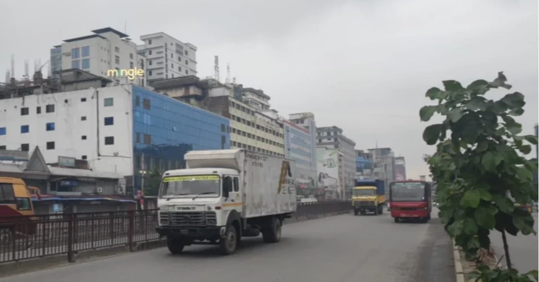 Dhaka records moderate air quality, ranks 28th globally