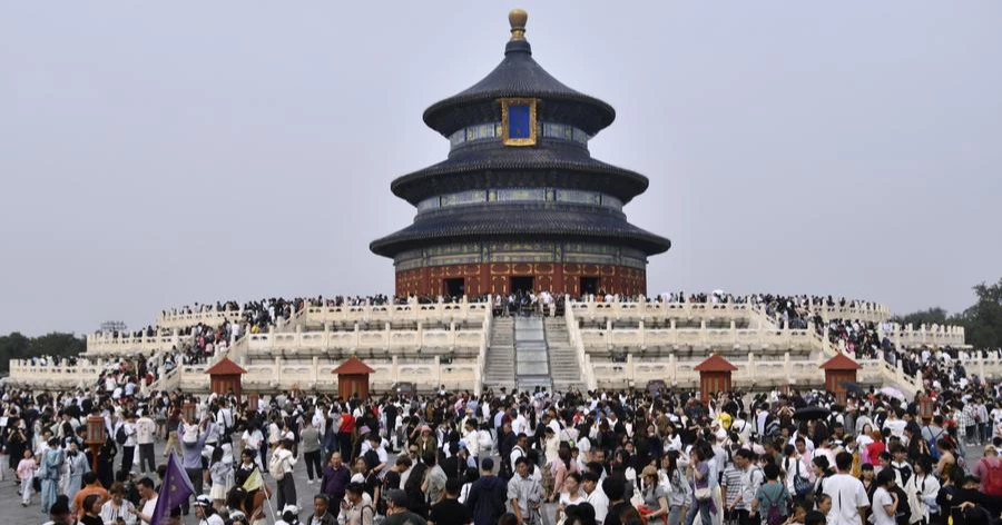 Cross-border travel in Beijing up significantly this year